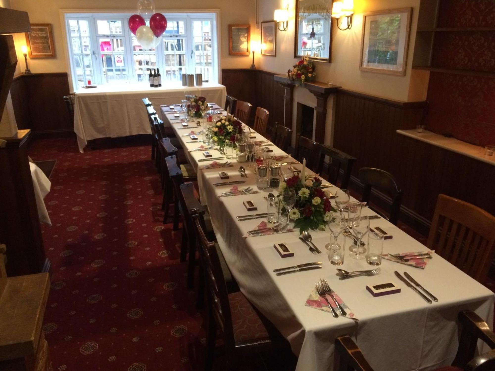 The Wheatsheaf Inn Cuckfield 外观 照片