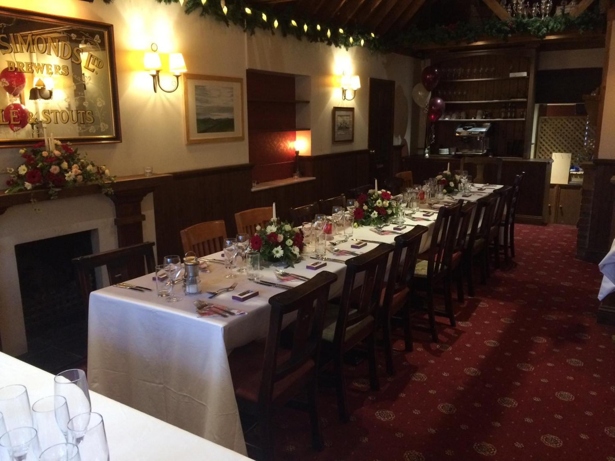 The Wheatsheaf Inn Cuckfield 外观 照片