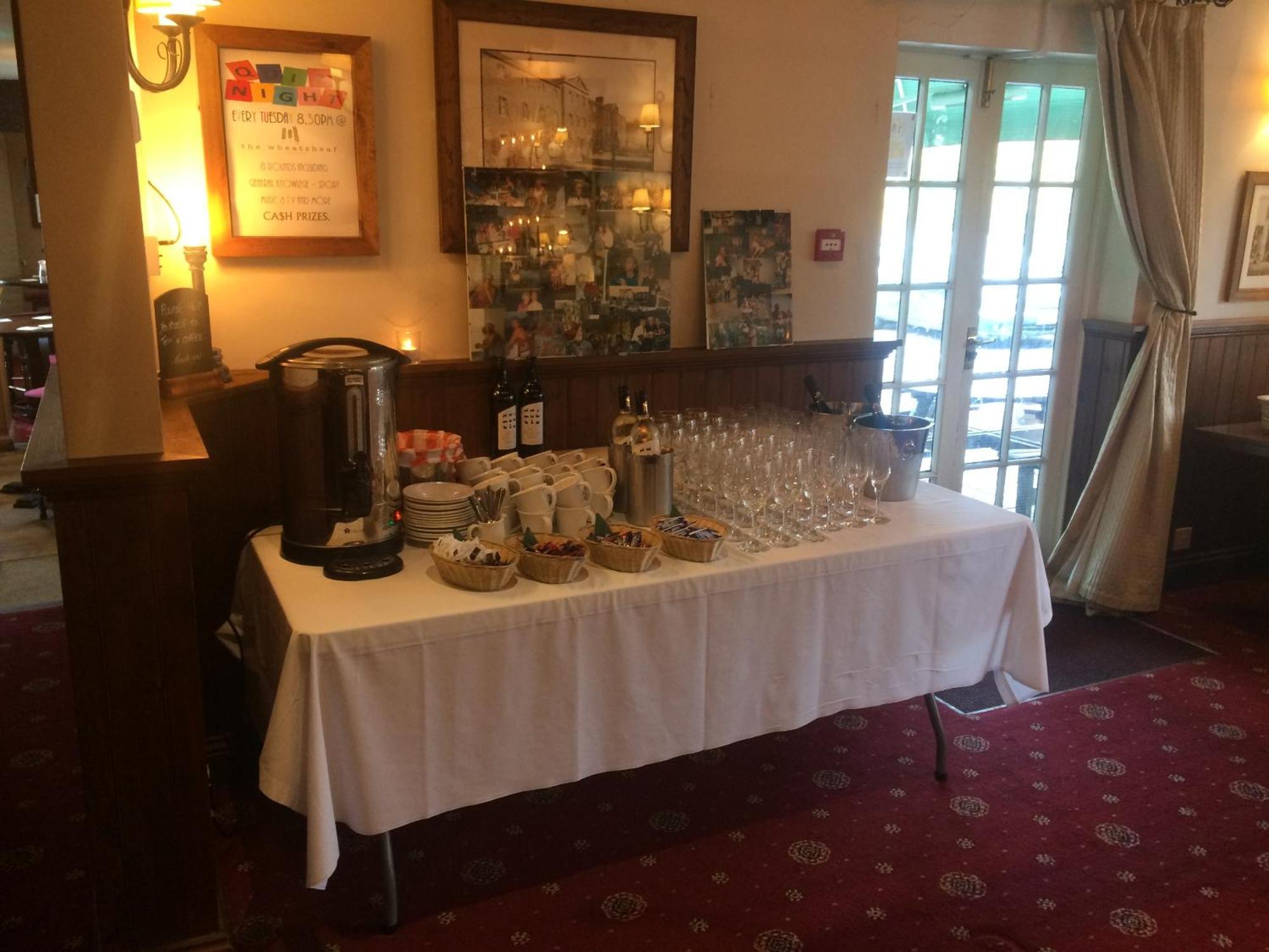 The Wheatsheaf Inn Cuckfield 外观 照片