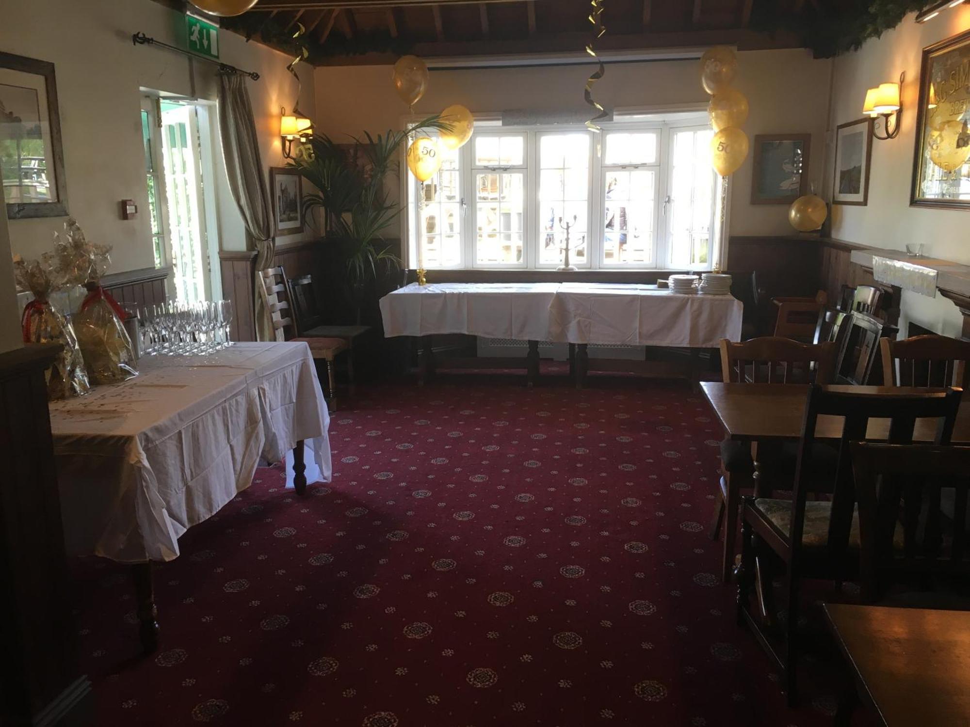 The Wheatsheaf Inn Cuckfield 外观 照片